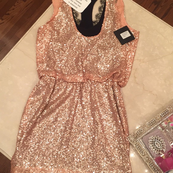 BRAND NEW GORGEOUS ROBERT RODRIGUEZ DRESS - Picture 6 of 6